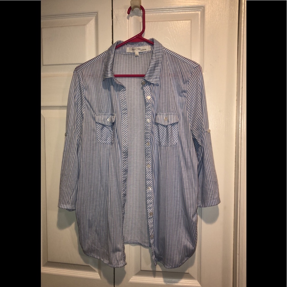 Very cute button up shirt